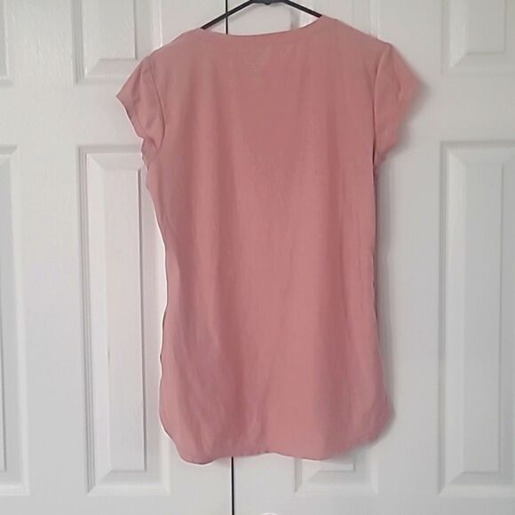 💲1️⃣0️⃣ Bundled REEBOK Women's Pink Rounded Hem Short Sleeve Active Workout Top - Picture 7 of 7